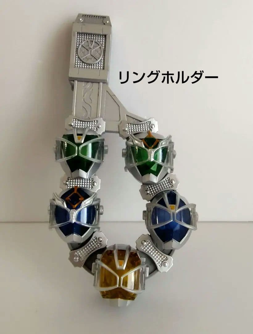仮面ライダーウィザード　変身ベルト&リング&リングホルダー&フィギュア3体