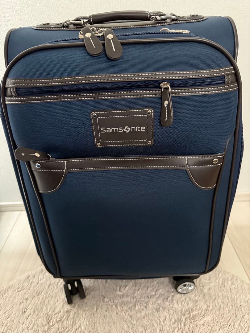 【機内持ち込みサイズ】Samsonite ネイビー キャリーケース