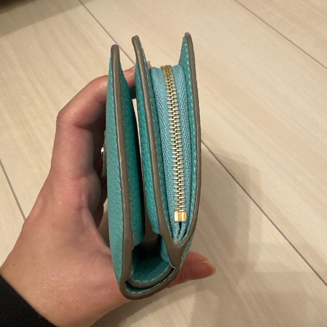 ボナンチュラ　ミントグリーン　レザー 二つ折り財布