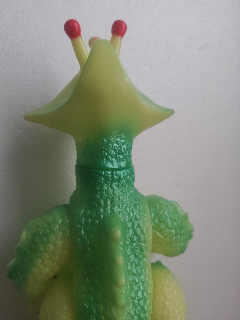 マルサン　ギララ蓄光　ソフビ