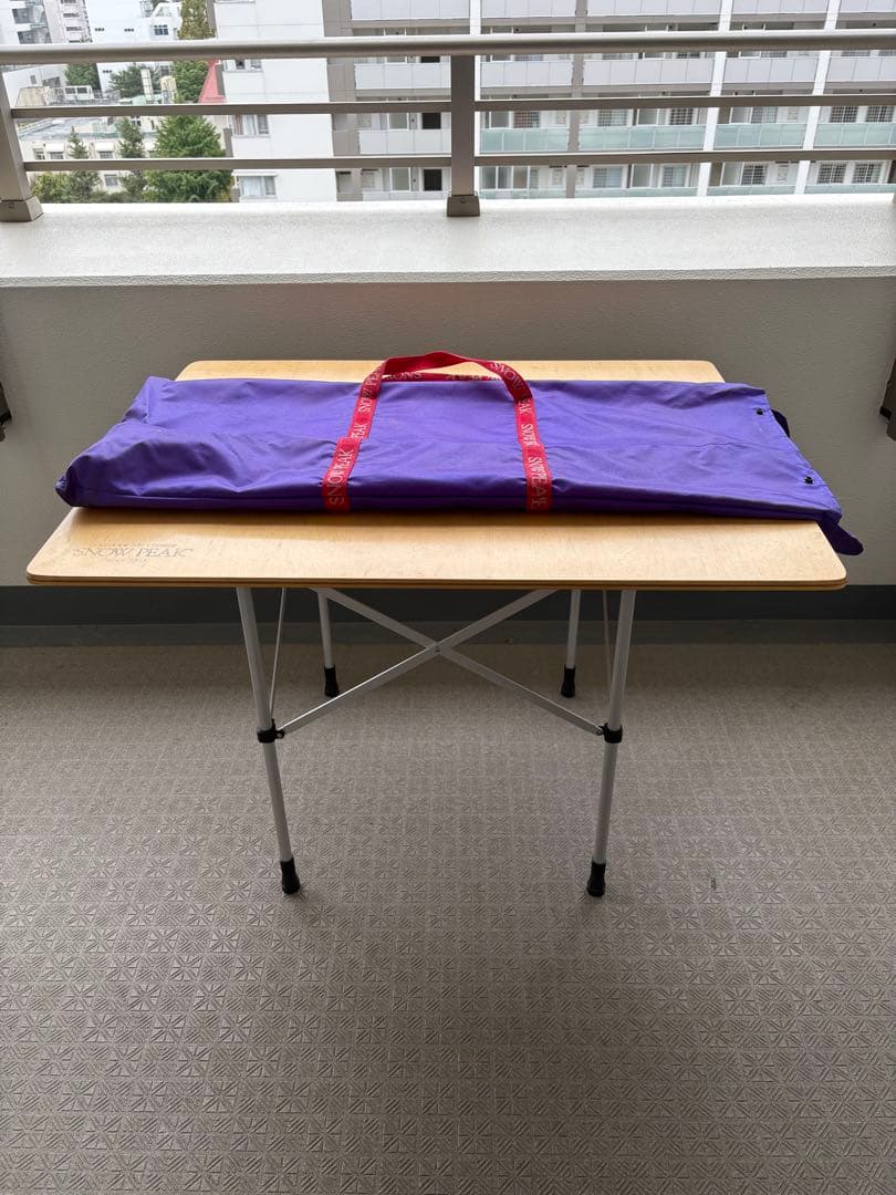 ヤマコウ期の  peak アジャスタブル フォールディングテーブル