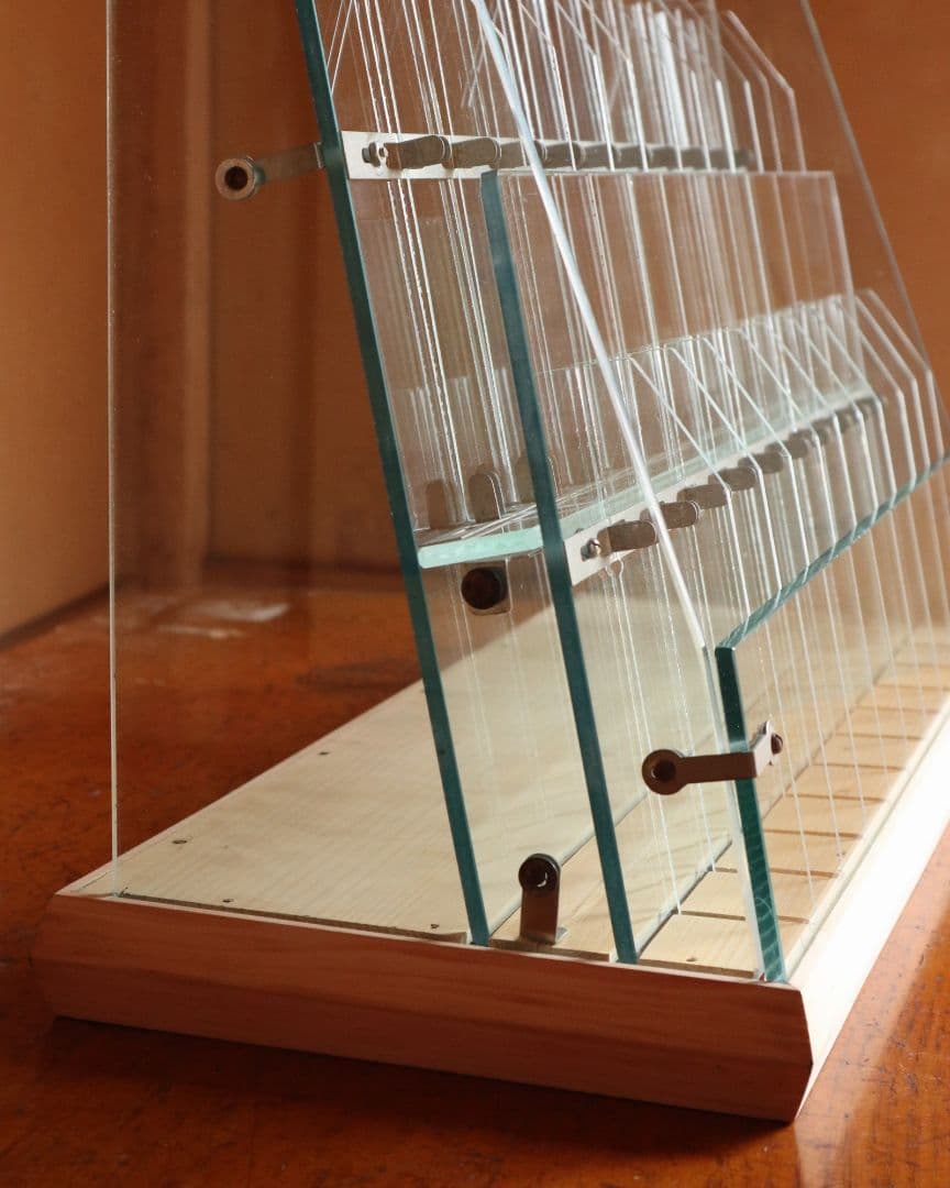 e*n様 古いガラスのペン立て　什器 飾り棚 ガラスケース 文房具