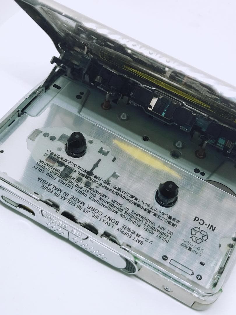 SONY　WALKMAN ウォークマン20周年記念 WM-EX20 シルバー