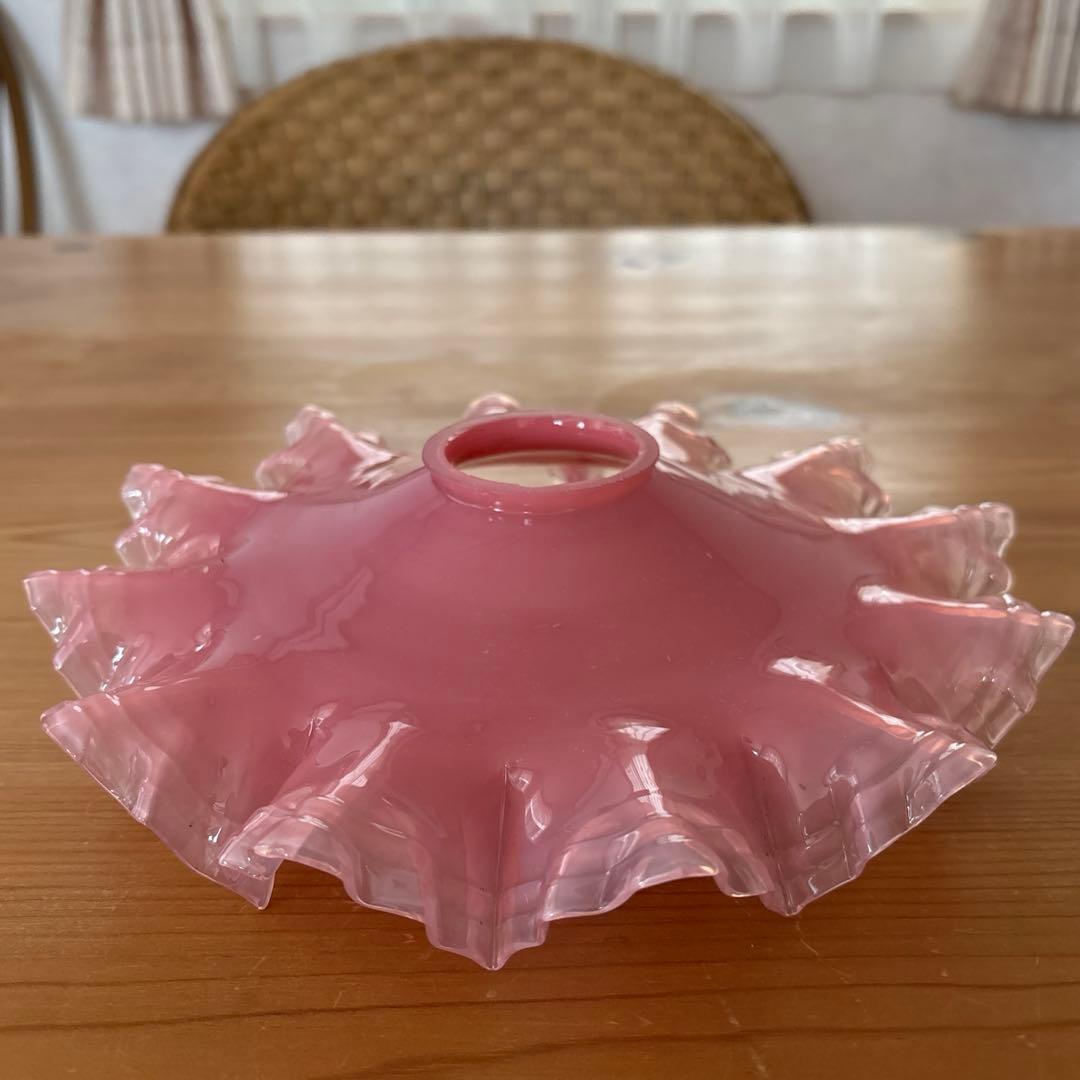 フランスアンティーク　オパールセントガラスシェード