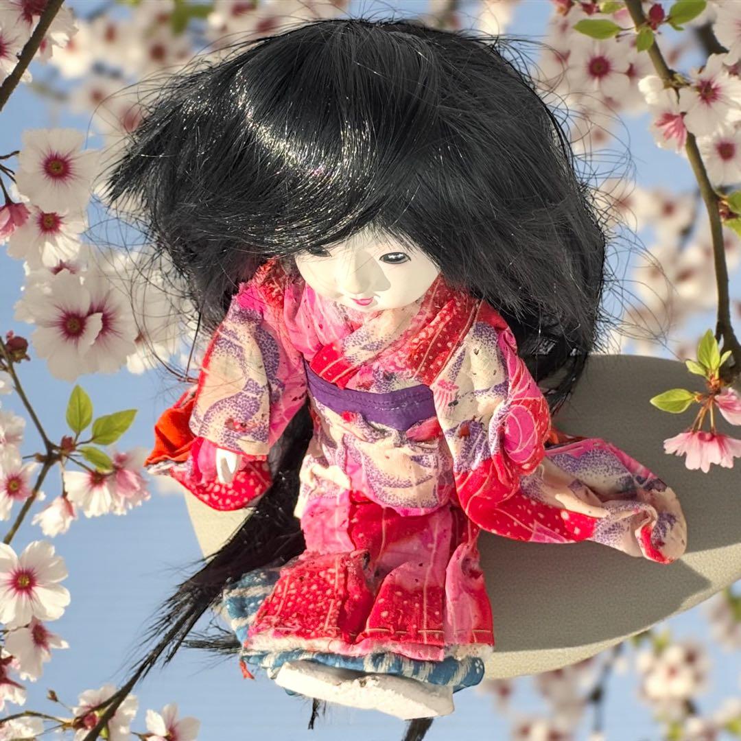 市松人形 明治後期 市印 朱印 三つ折れ 単色黒目 ガラス目 縮緬 着物 伝統工