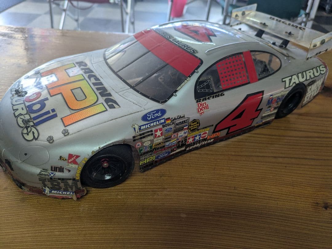 F103 タミヤ　ナスカーボディ付