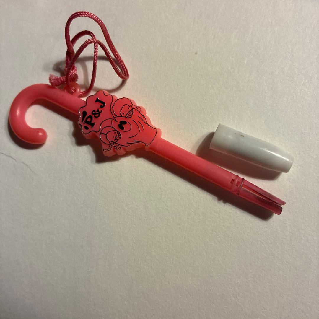 サンリオ　プレミアム　おまけ　キティ　缶付き