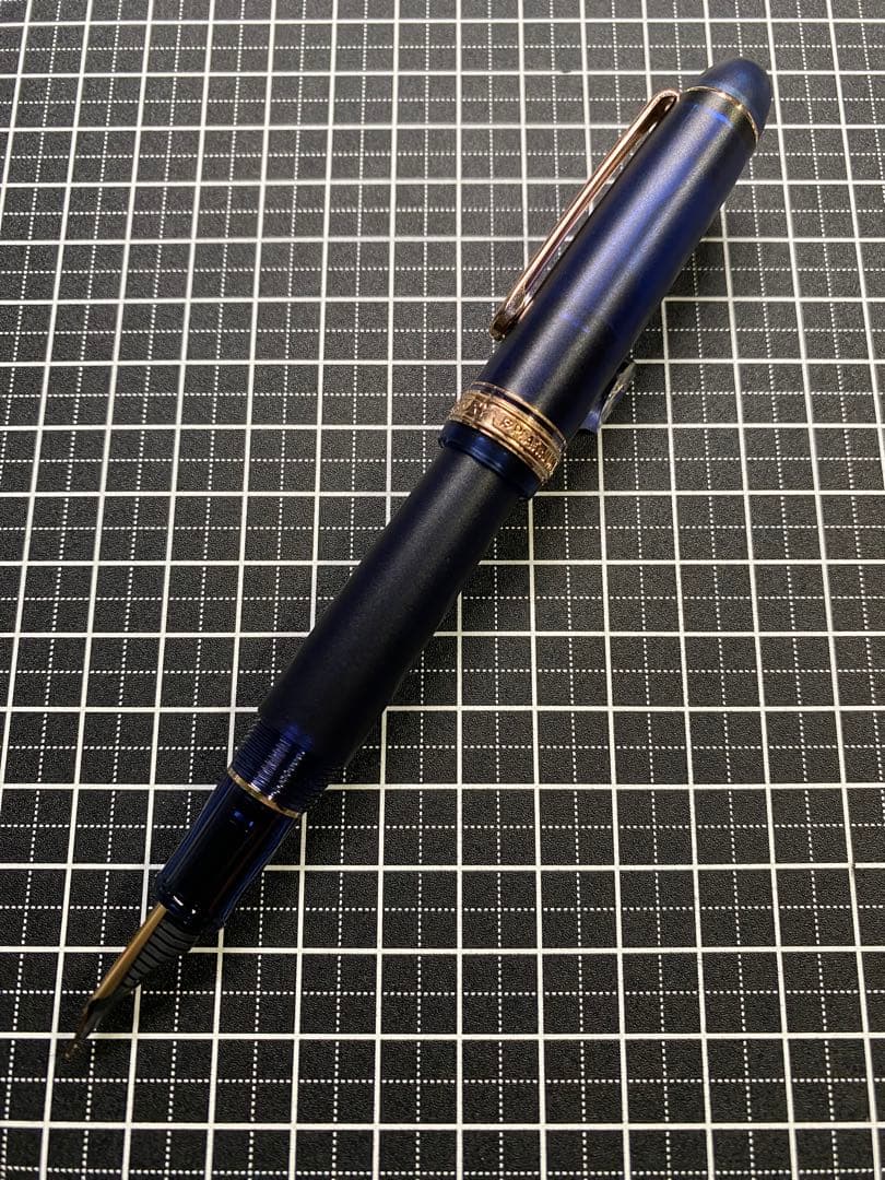 PLATINUM CENTURY #3776 インディゴの街　万年筆　字幅F