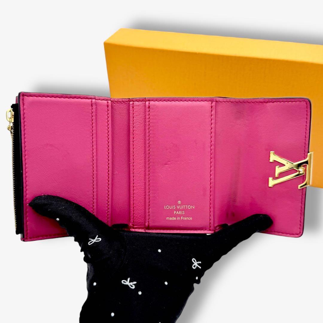 【美品】ルイヴィトン 財布　カプシーヌ XS ブラック コンパクト財布　三つ折り