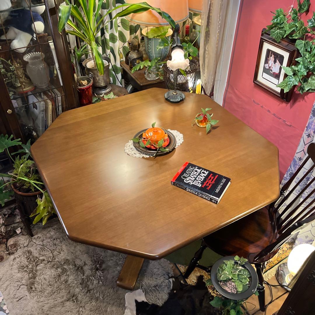 moi 　カリモク　ヴィンテージ オーク　８角　ダイニングテーブル