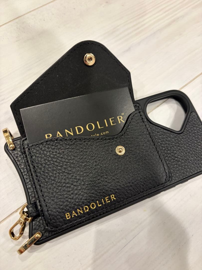 【iPhone17】 ストラップ未使用REMI MAGNET GOLD