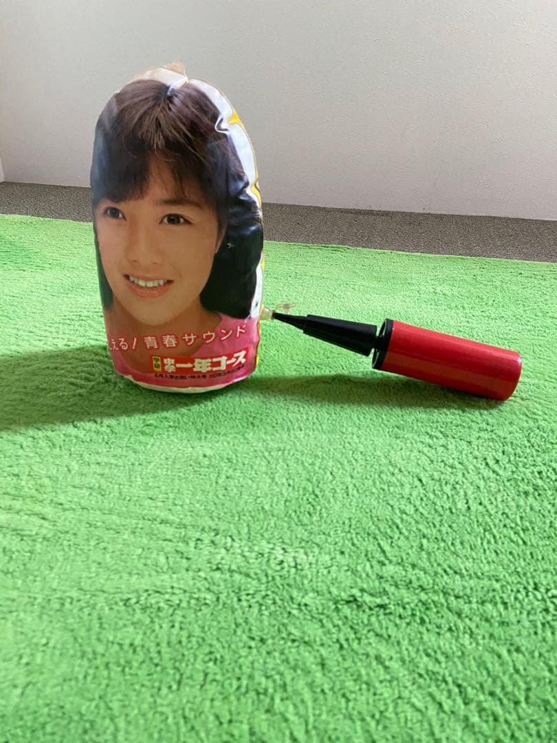 ⭐️菊池桃子　グッズ⭐️ 本、カセットテープ、バッジ、他