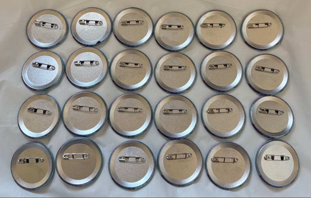 ブルーロック ブルロ 氷織羊 缶バッジ セット