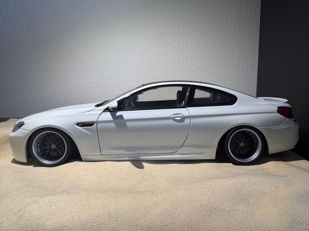 BMW M6 ホワイト ミニカー
