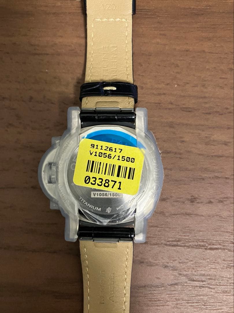 未使用　パネライ PAM00926 チタン 青文字盤