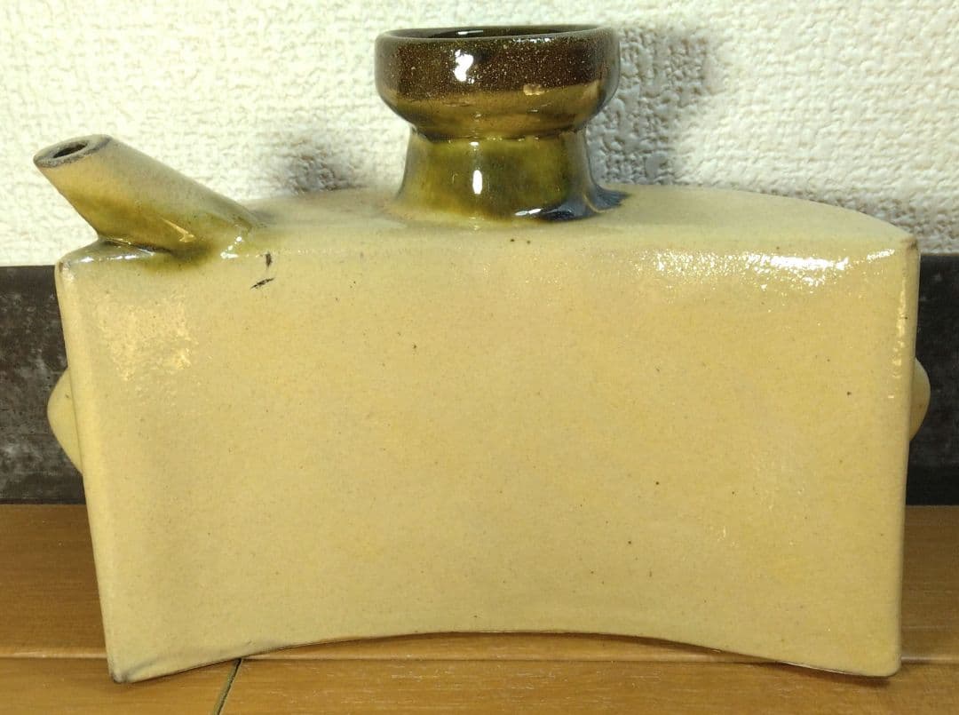 人間国宝 金城次郎 抱瓶 栞 共箱 未使用美品 壺屋焼 壷屋焼 やちむん魚紋抱瓶