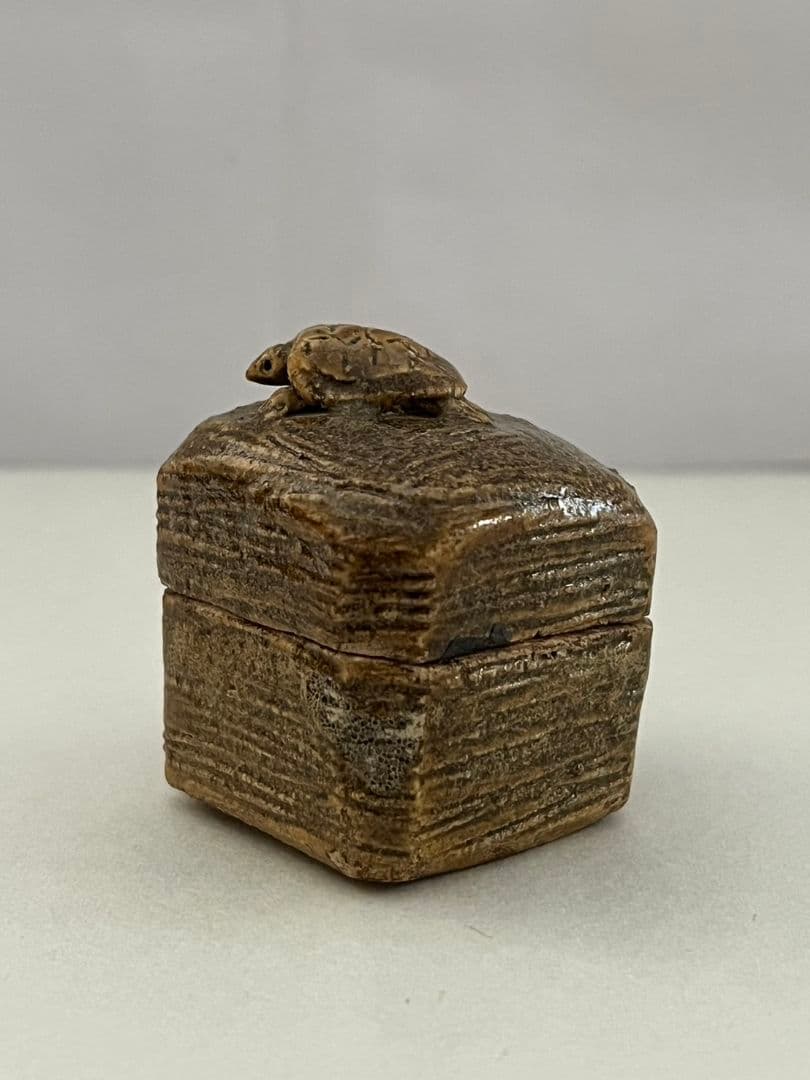 古織部香合 角形 亀 茶道具