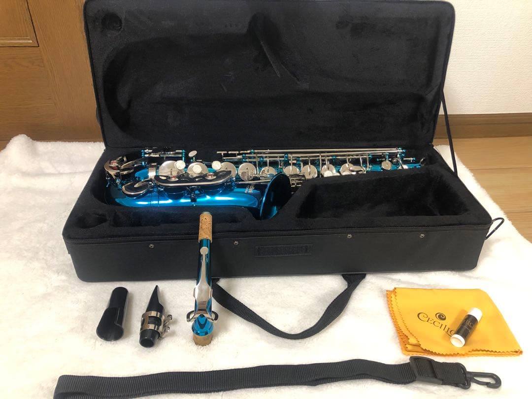 【美品】アルトサックスフォン Mendini By Cecilio