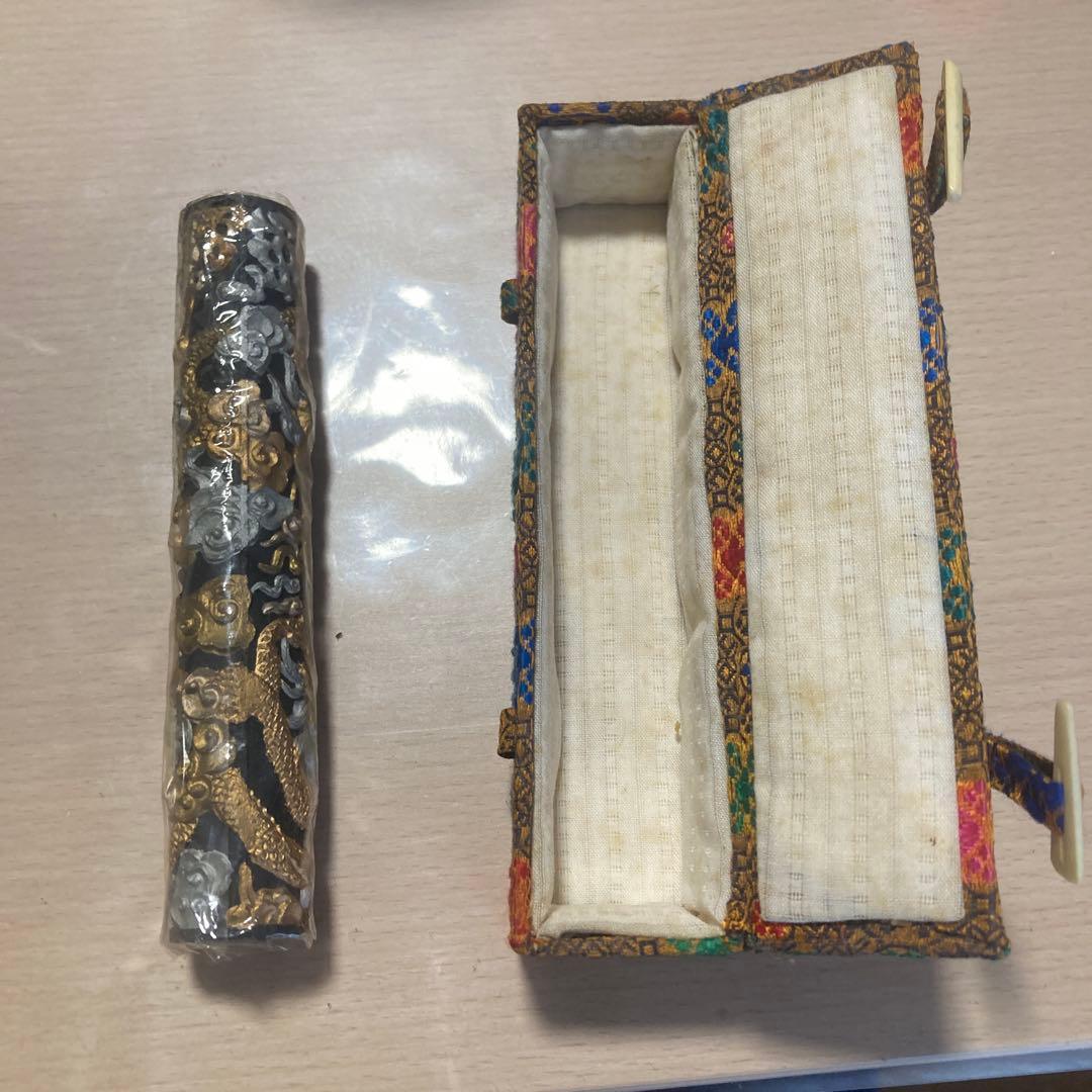 中国製 装飾的な筒 オリジナルケース付き