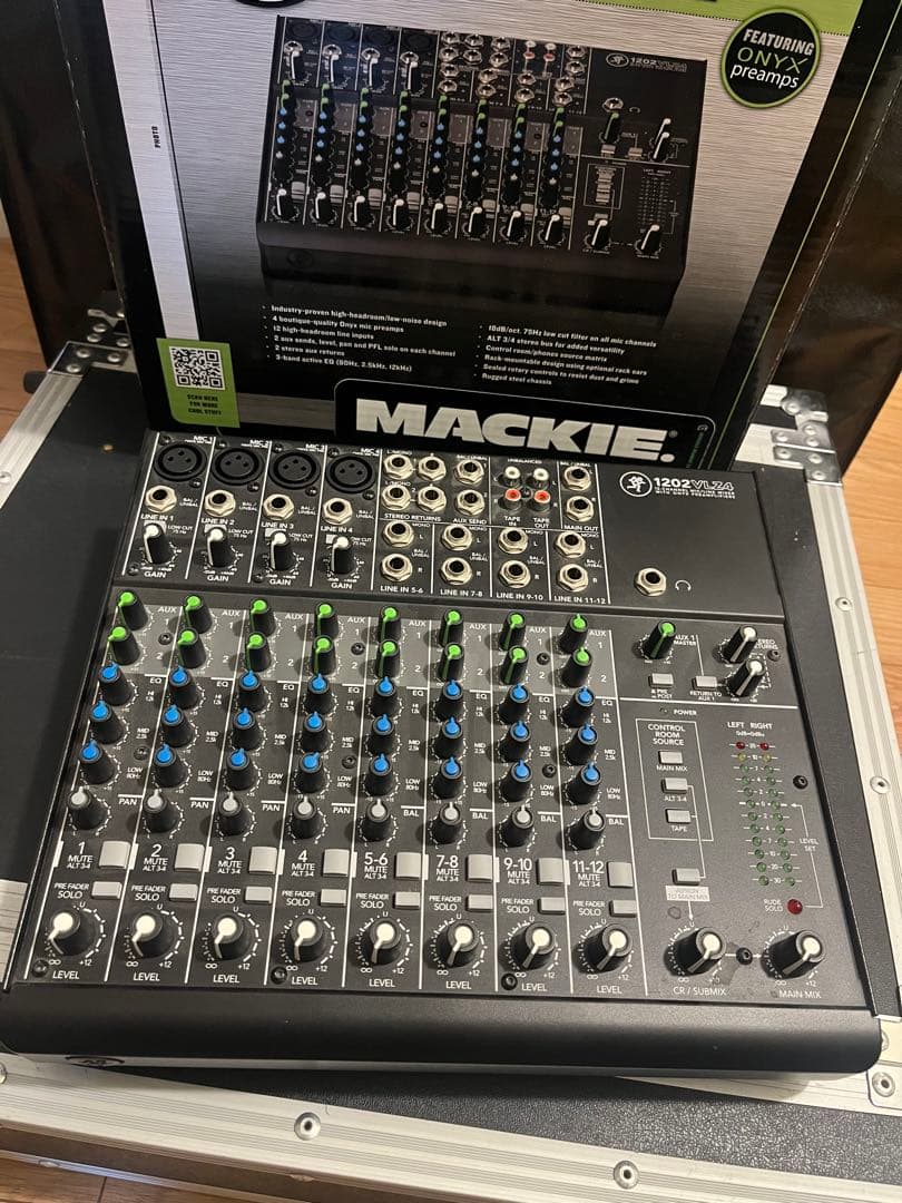 MACKIE 1202VLZ4 アナログミキサー