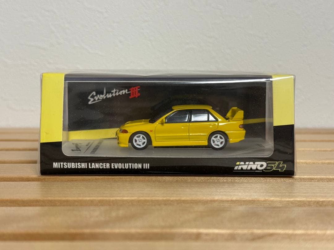 INNO64 1/64 Lancer Evolution III 黄色