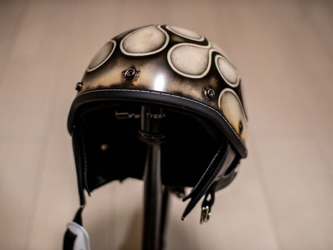 L 新品未使用　ポリヘル　ポリス　ヘルメット アイボリーエイジング黒フレア