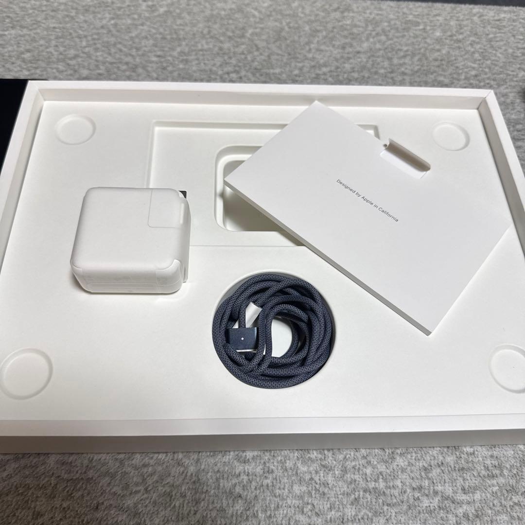 【1点限り】超美品 MacBook Air M2 充電回数50回