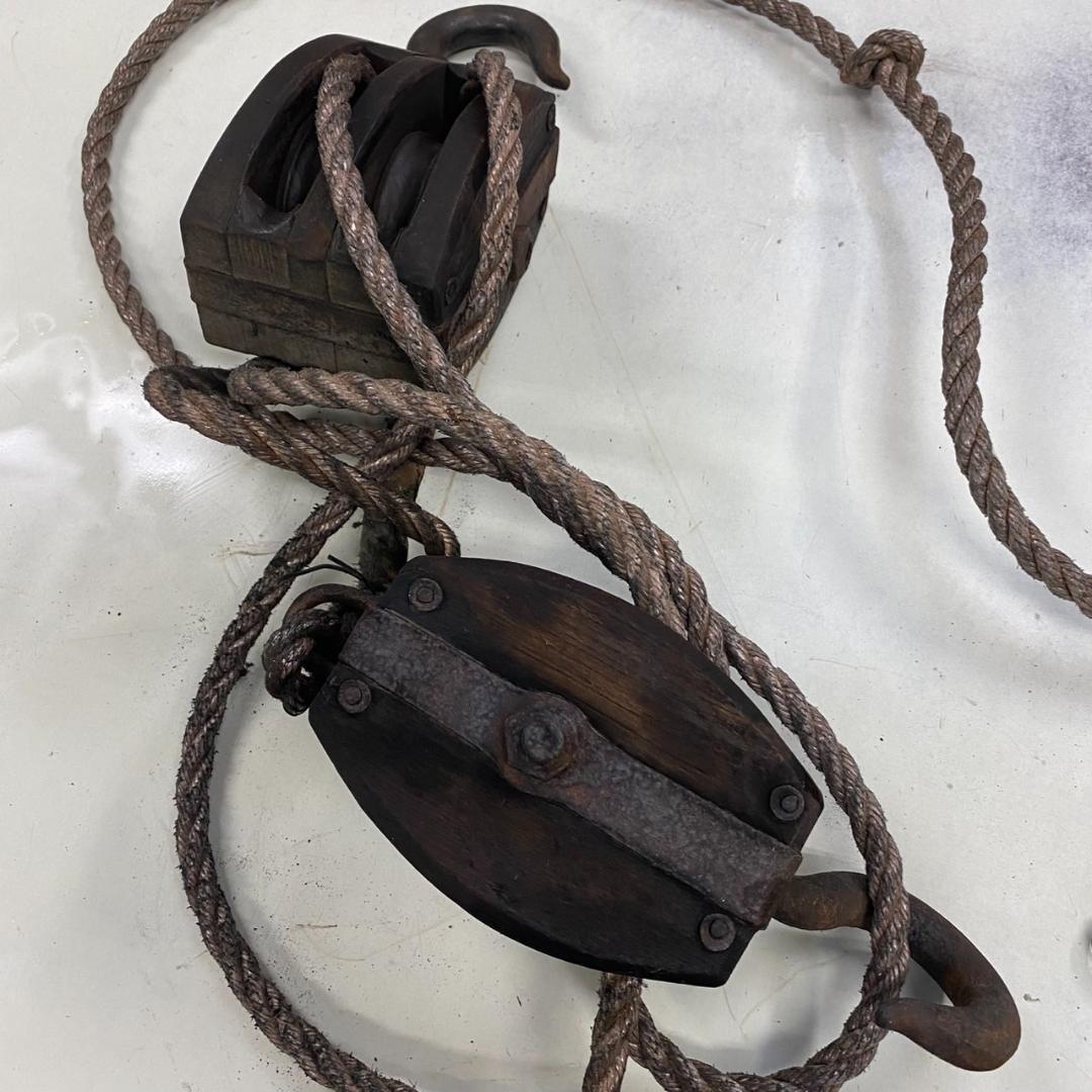 昭和レトロ　木製滑車セット　ロープ付き