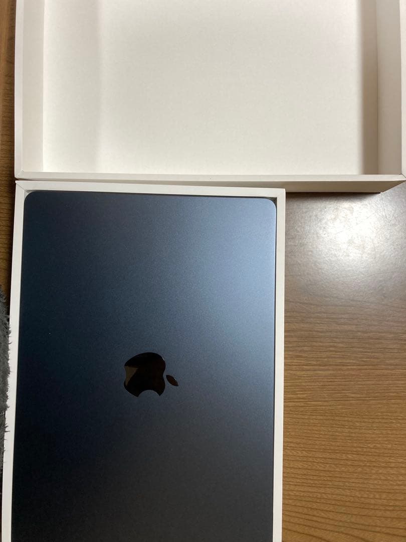 MacBook Air M2スペースグレー 本体