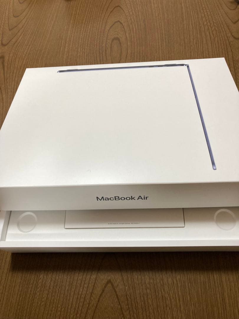 MacBook Air M2スペースグレー 本体
