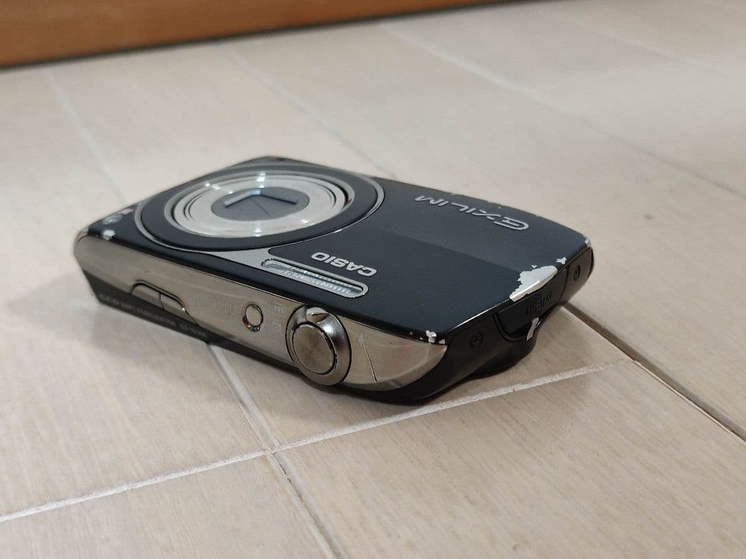 CASIO EXILIM EX-Z2300 14.1メガピクセル