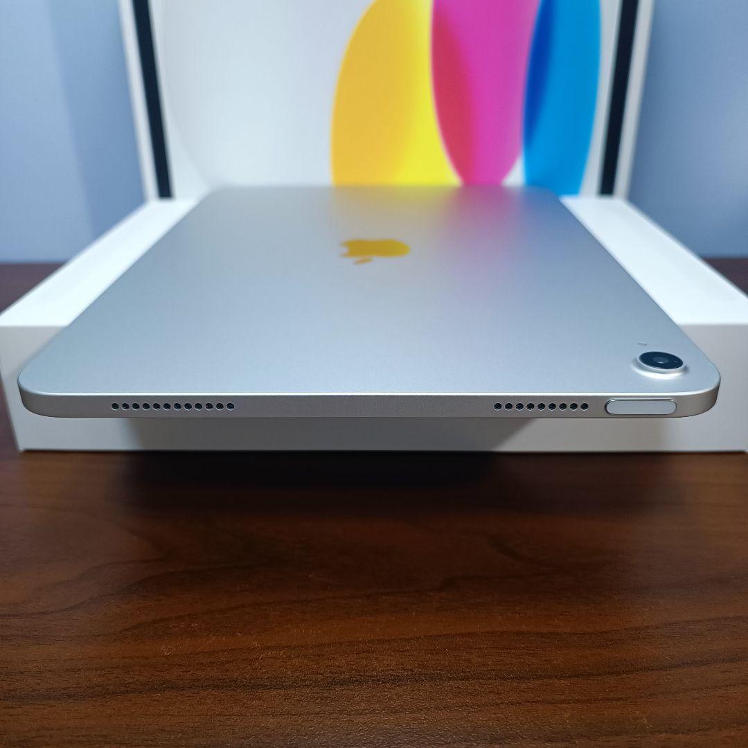 新品同様 iPad 11インチ (A16) WiFi 128GB キーボード付き