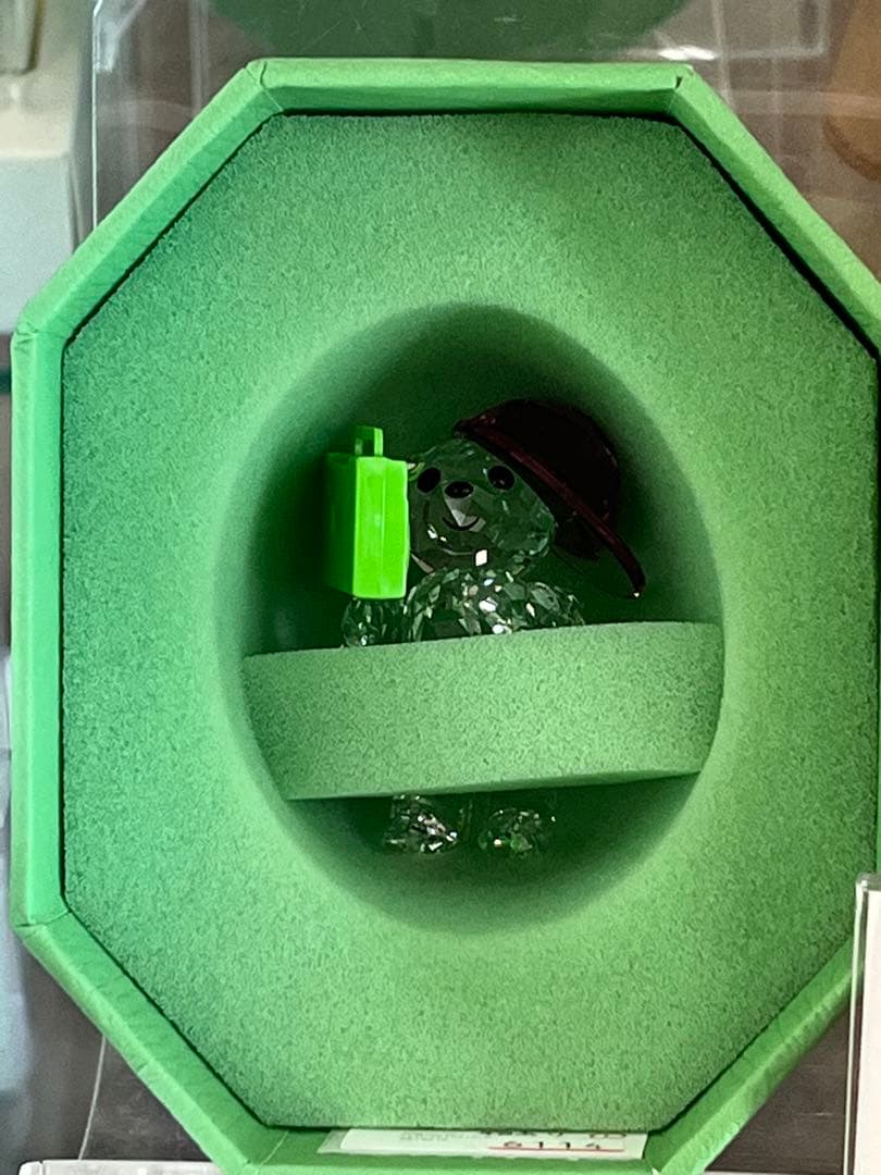 国内正規品　スワロフスキー　くまちゃん　置物