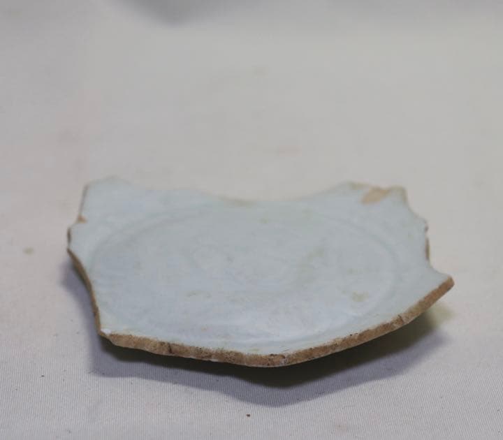 貴重　中国影青陶片　宋時代　アンティーク　送料込み0513