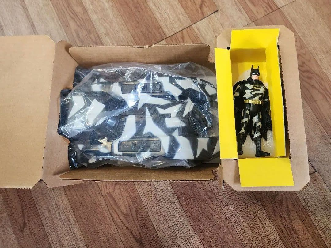 ケナー　バットモービル 　バットマンリターンズ　カモアタック　国内未発売