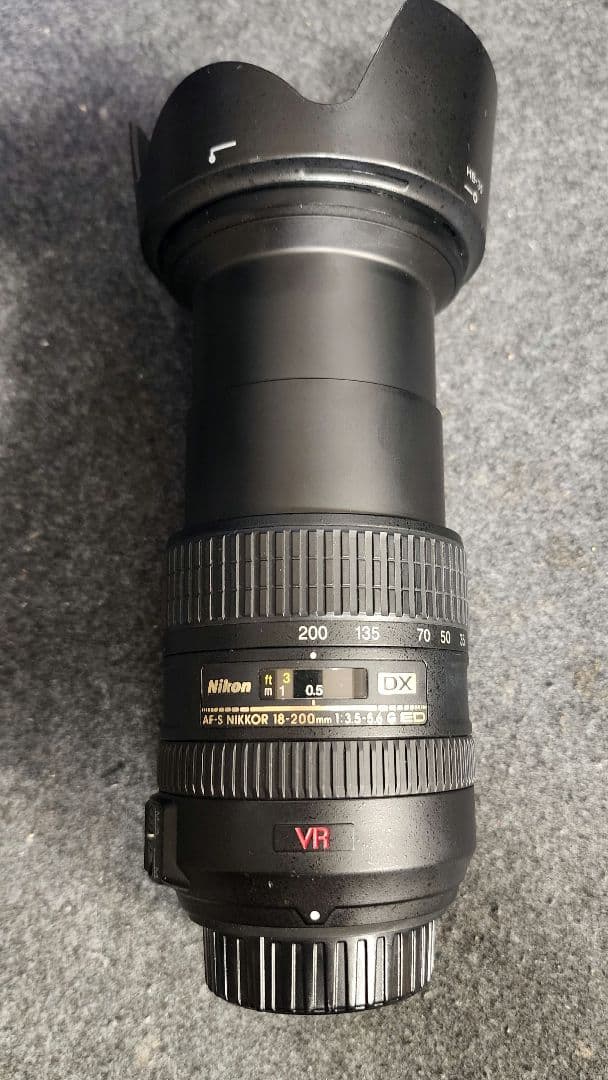 Nikon AF-S NIKKOR 18-200mm VR レンズ