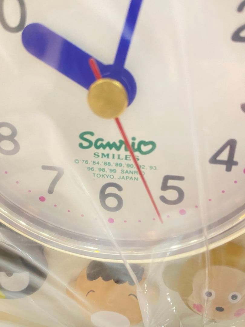 a80 新品•未開封品 サンリオ レリーフ クロック　置き時計　キティー