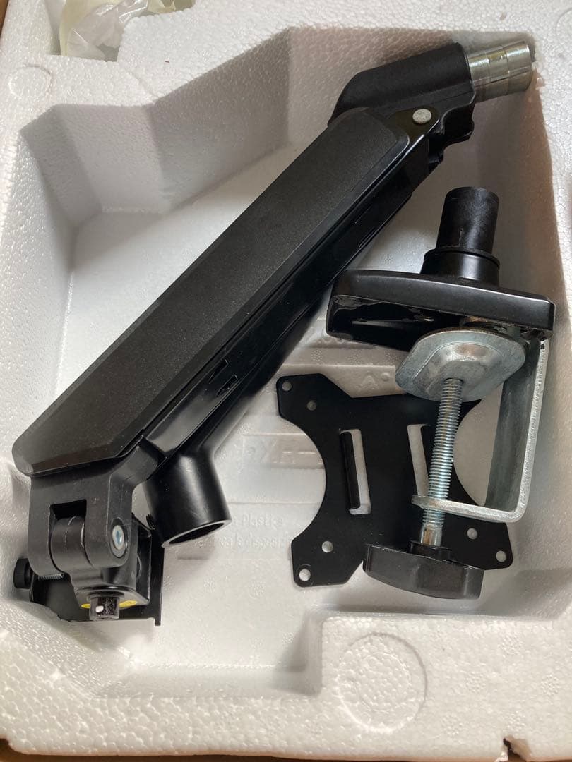 BenQ XL2411K ゲーミングモニター 24インチ モニターアーム付