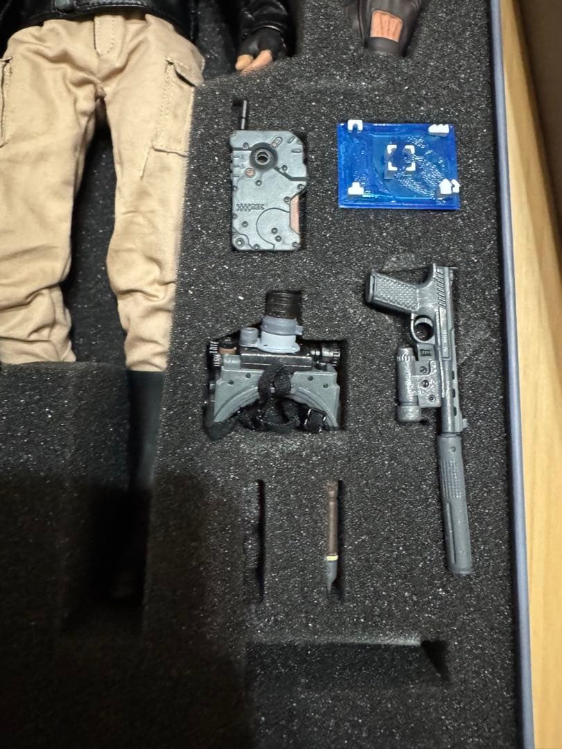 ゲームキャラクター ISMAEL LEATHER JACKET VER. + D-Pack