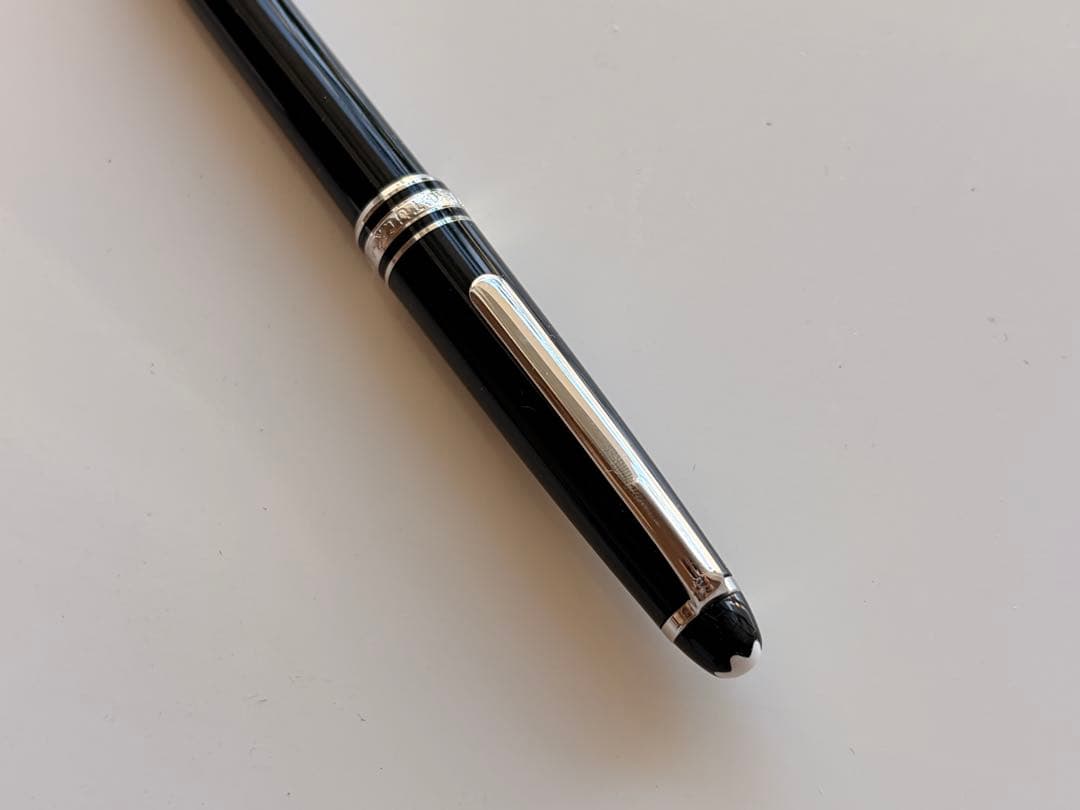 モンブラン　マイスターシュテュック　プラチナ　ボールペン
