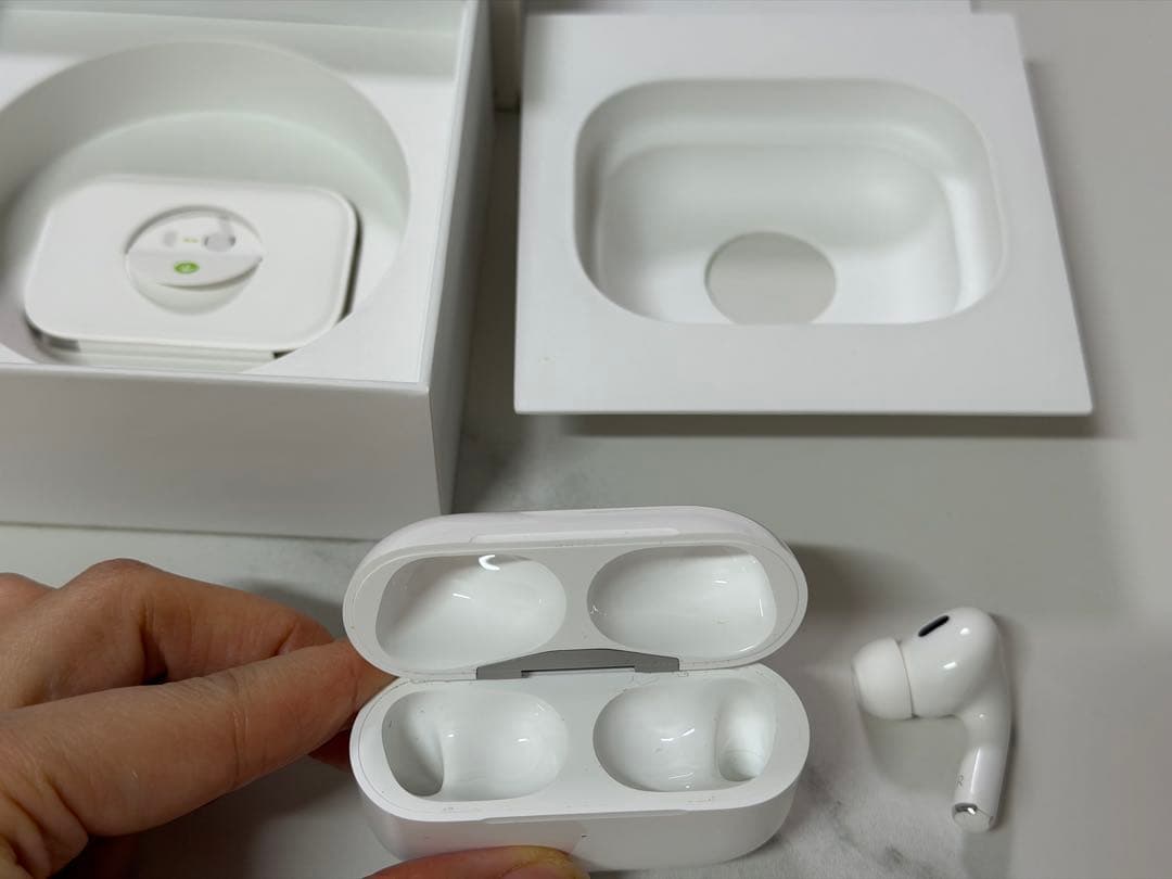 AirPods Pro 右耳のみセット　イヤホン