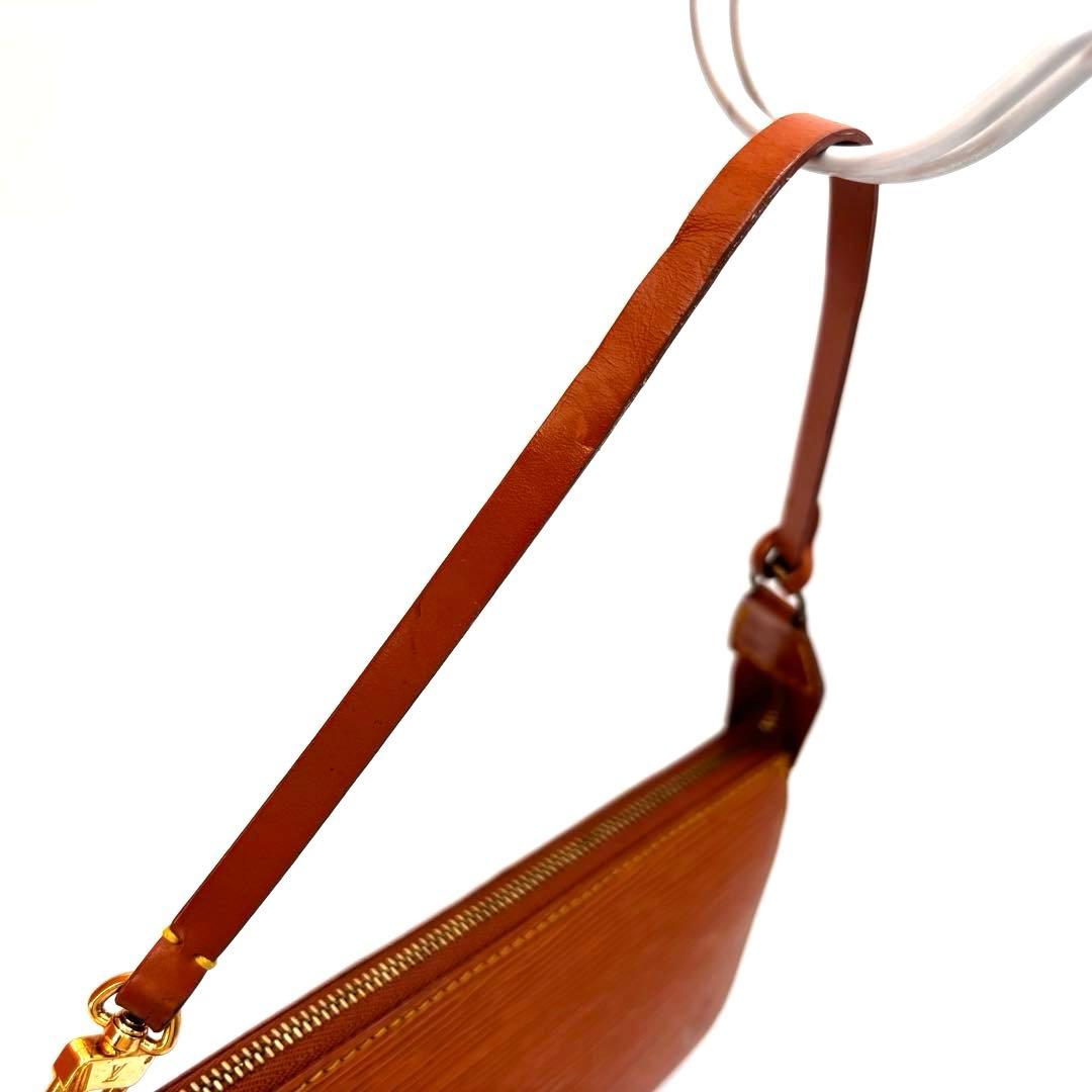 ルイヴィトン M40778 エピ ポシェット アクセソワール ポーチ ブラウン