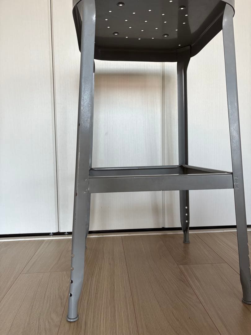 パシフィックファニチャーサービス LYON リオン FACTORYSTOOL