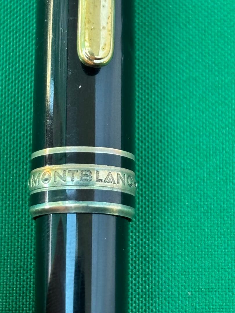 Montblanc Meisterstück ブラック万年筆