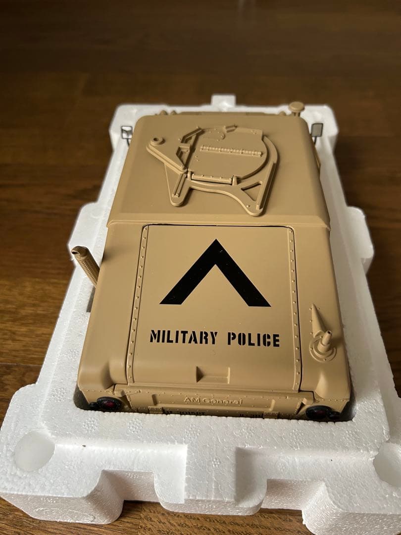 EXOTO 1/18 Hummer Thunder Trac エグゾト ハマー