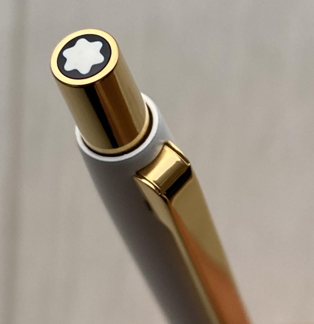 超美品 モンブラン スリムライン ノック式 ボールペン マットホワイト ドイツ製