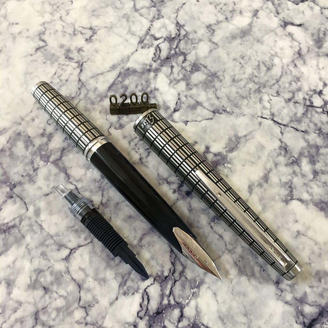 #0200 オーバーホール済み 万年筆 PILOT Elite 全格子 18k