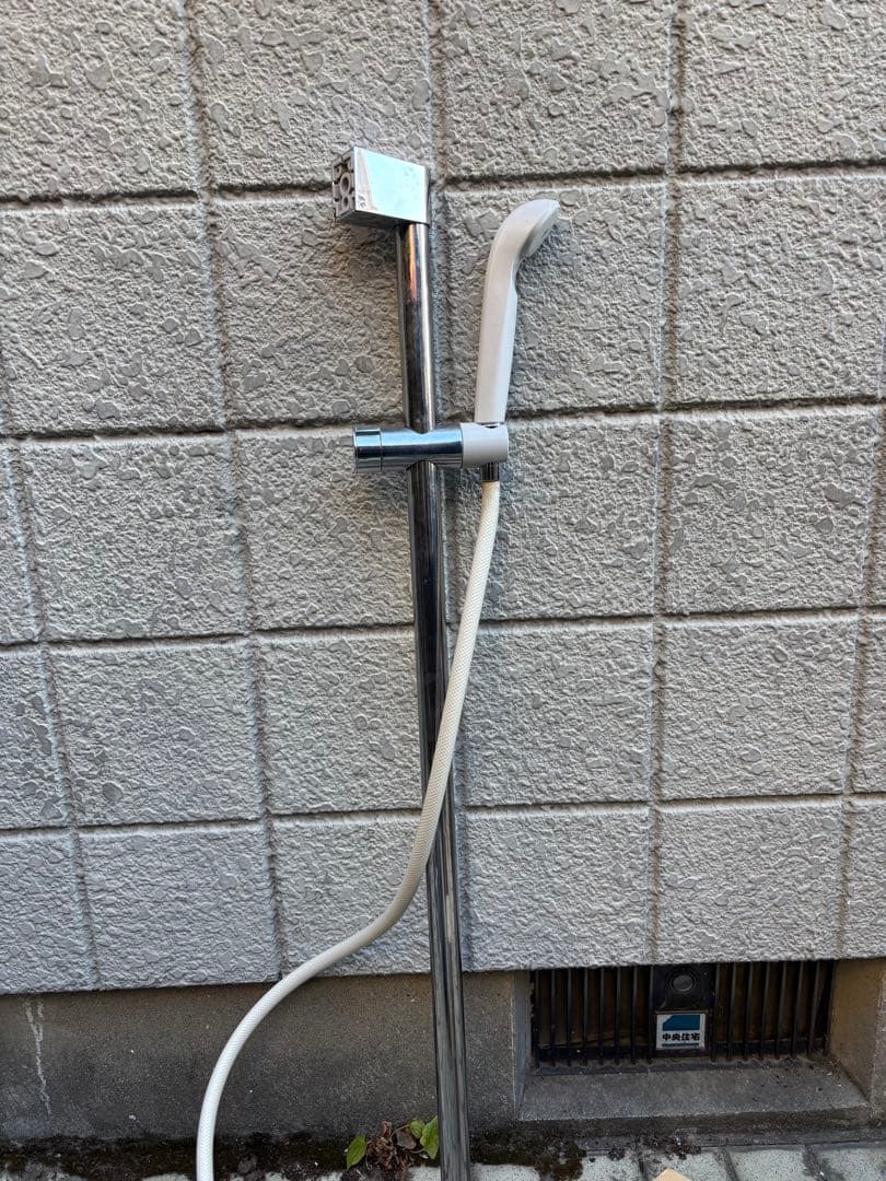 温度調整機能付きシャワーヘッド　TOTO