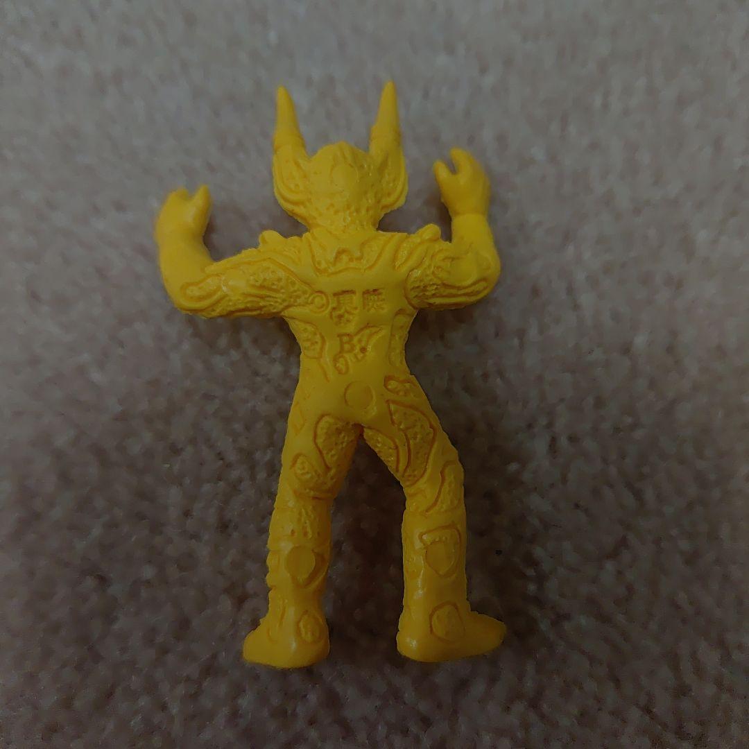 仮面ライダーブラックRX　ガイナバラス　明治チョコスナック第2弾消しゴム