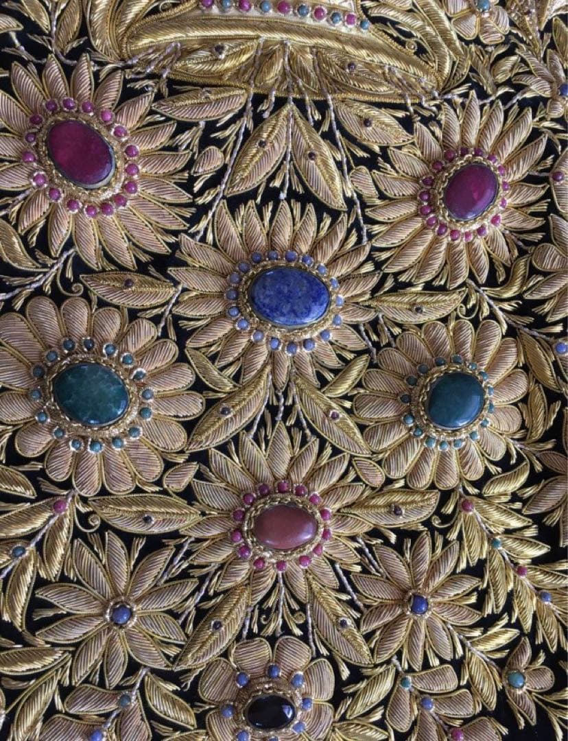 美品レア物タペストリー300個以上宝石と金糸刺繍絨毯 豪華一点物　ドバイ貴族